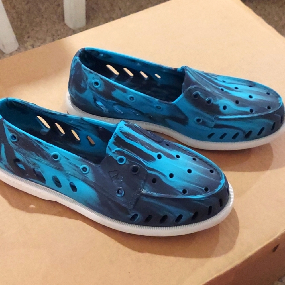 Sperry boat shoes